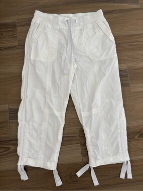 Calvin Klein White Cargo Capri Pants
